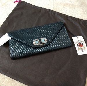 Urban Expressions leather bag